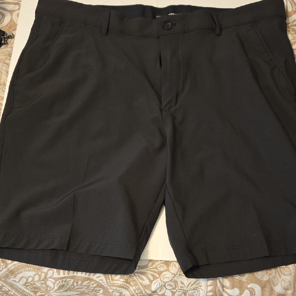 Greg Norman Collection Black Flat Front Shorts ✨️2 For 25 Item✨️